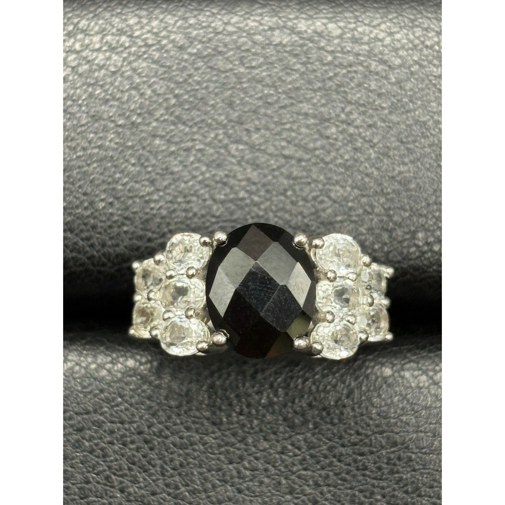 EUC Sterling Silver Onyx White Topaz Ring Size 4 F3